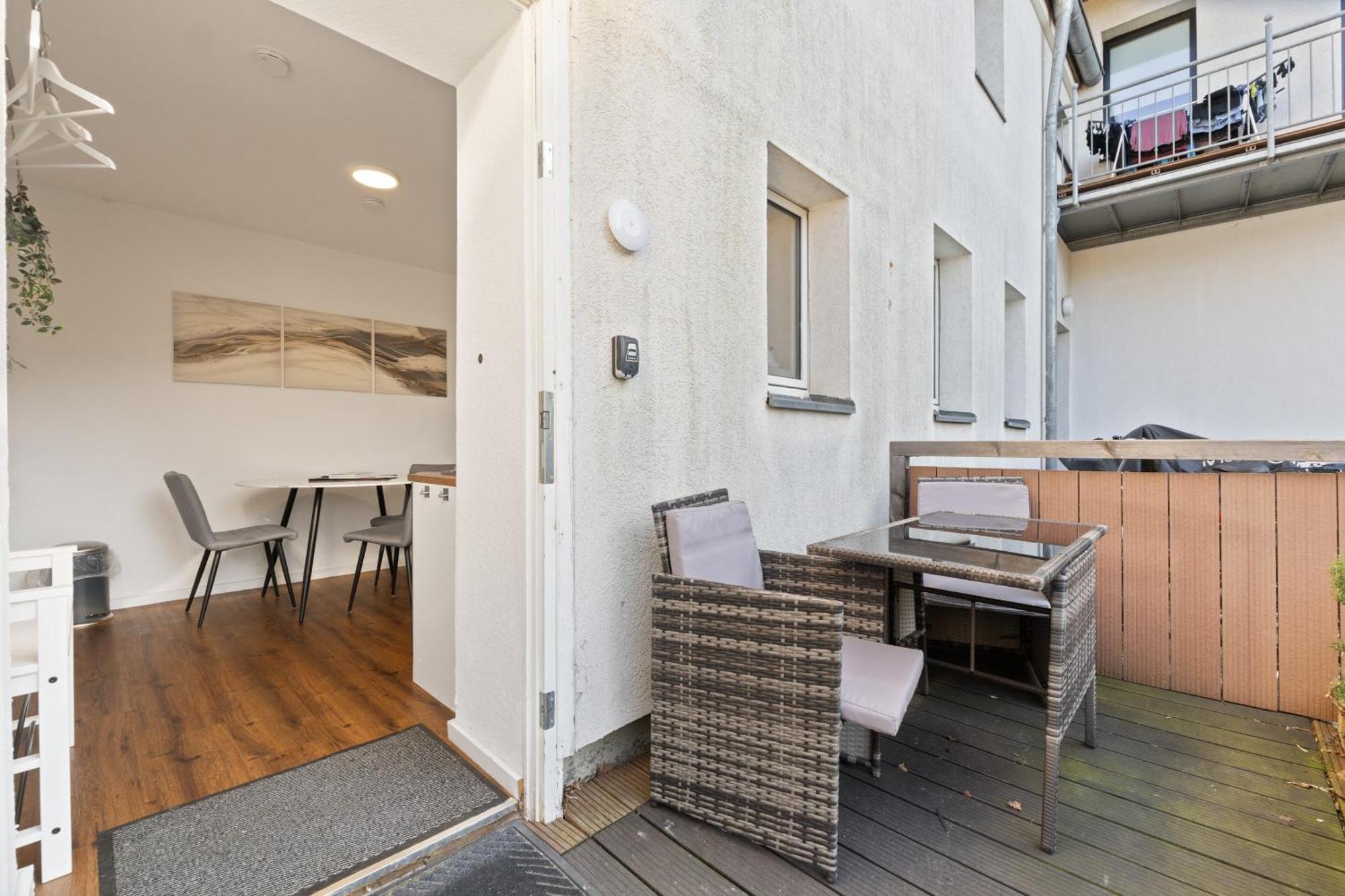 Modernes Apartement Am Rhein In Ruhiger Lage Köln Exterior foto